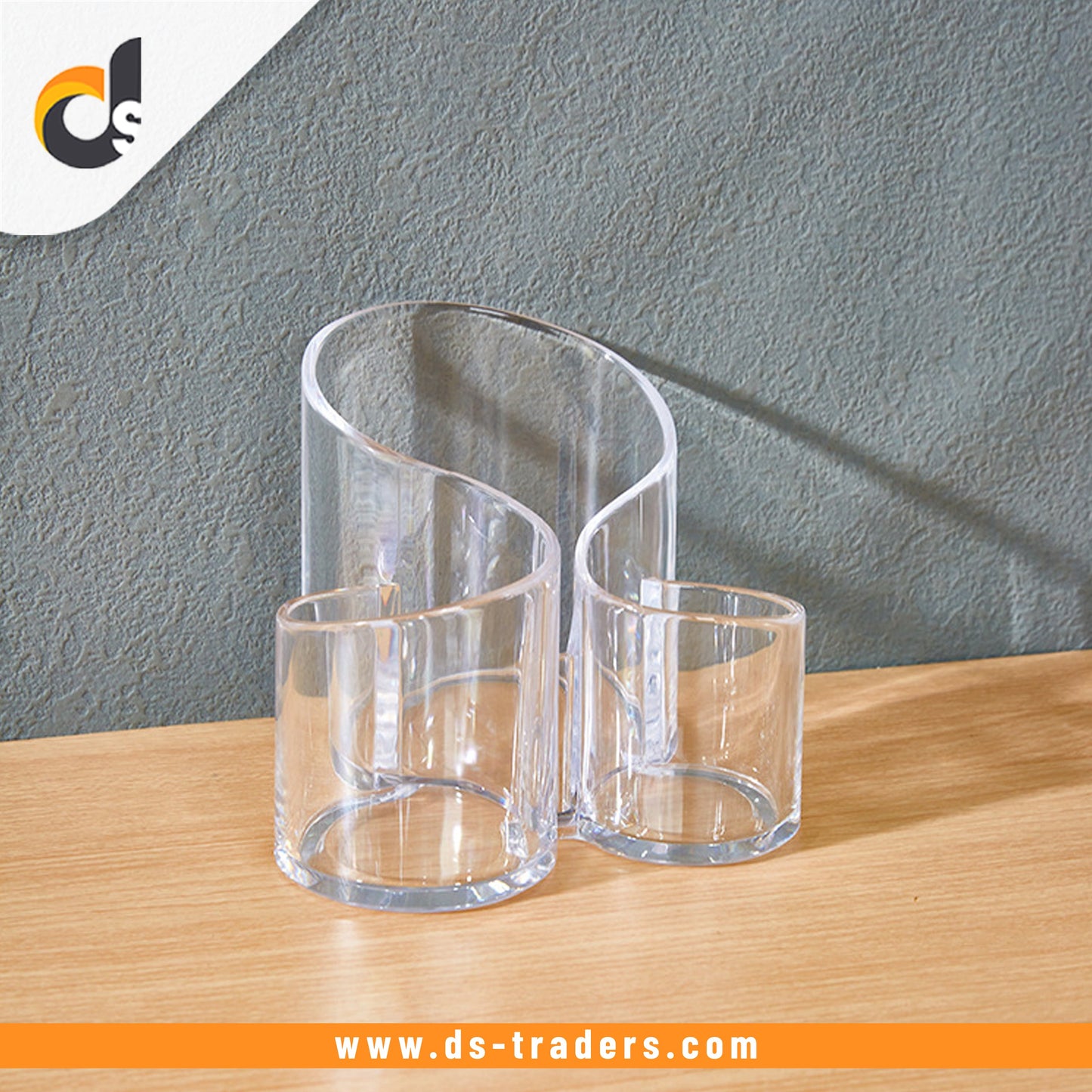 3 Compartments Transparent Acrylic Cosmetic Organizer